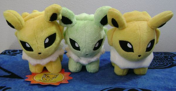 Jolteon Pokedolls (3)