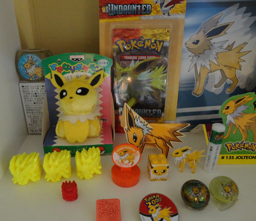 Jolteon Pokemon Toys