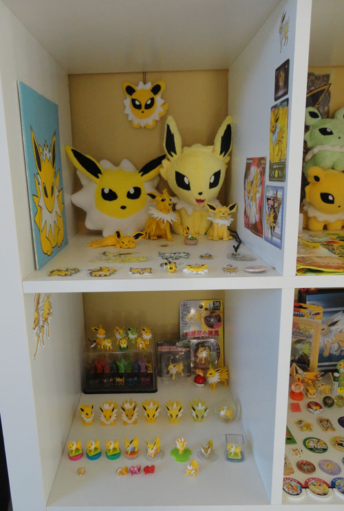 Jolteon Pokemon Toys