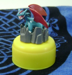 Pokemon Salamence Candy Cap Figure