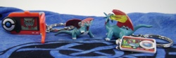 Pokemon Salamence Pokedex Keychain Figures (2)