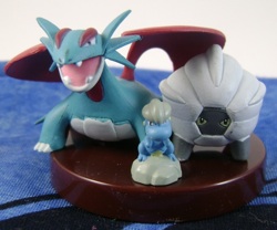 Pokemon Bagon Shelgon Salamence Zukan 1/40 Scale Figures